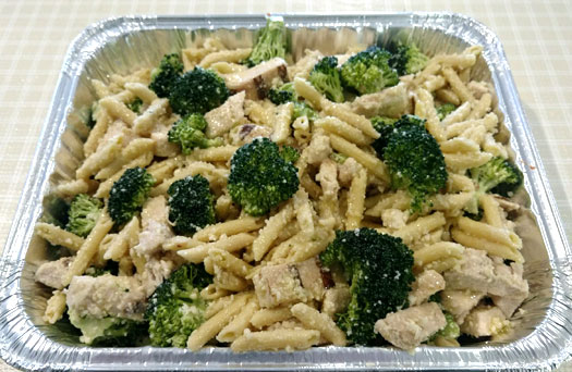 tray_chicken_broccoli_ziti_525x345